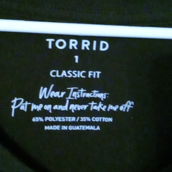 Torrid size 1 black colored women's t-shirt - Picture 2 of 3